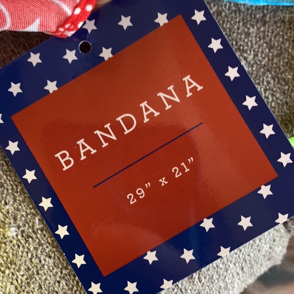 🔴5/$25🔴 bandanna - Picture 2 of 2